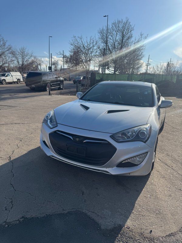 Hyundai Genesis Coupe 3.8 Ultimate RWD