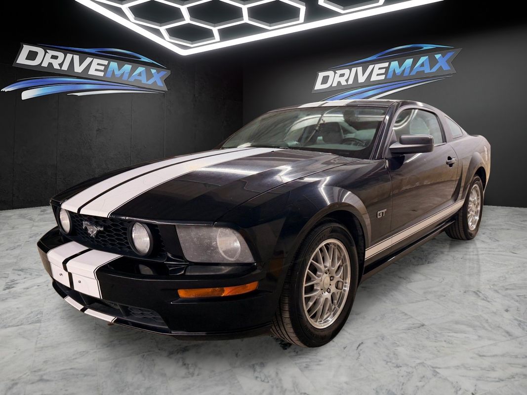 Black 2007 Ford Mustang Coupe Rear-Wheel Drive 5-Speed Manual