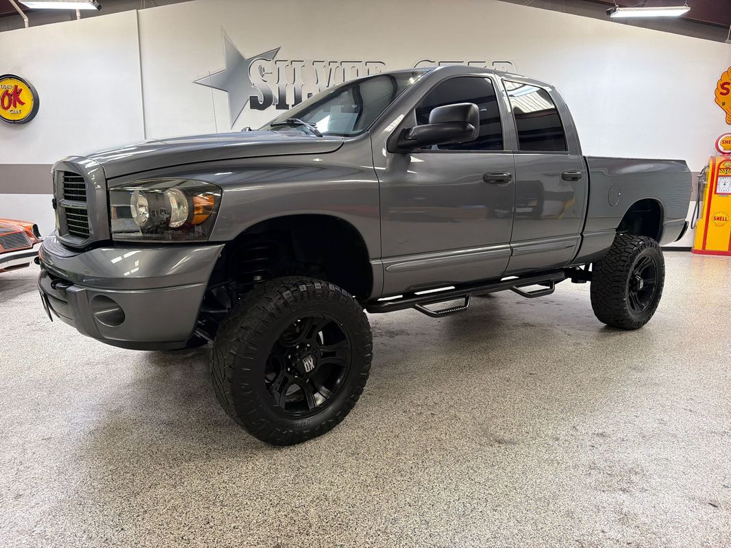 2006 Dodge Ram 2500 L (Low Line)
