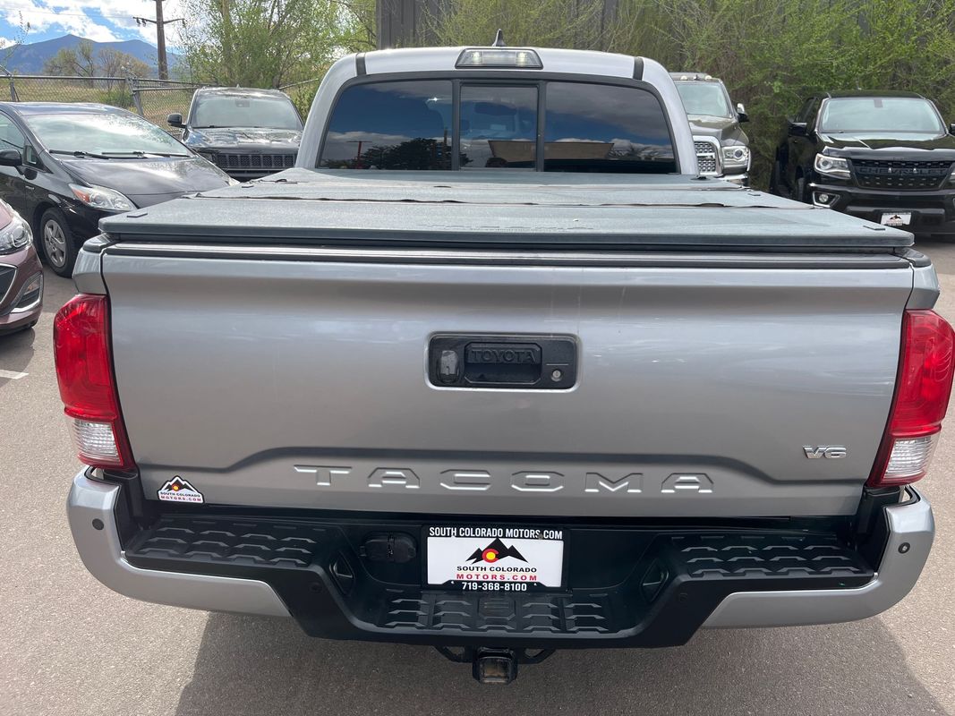 View vehicle photo 6