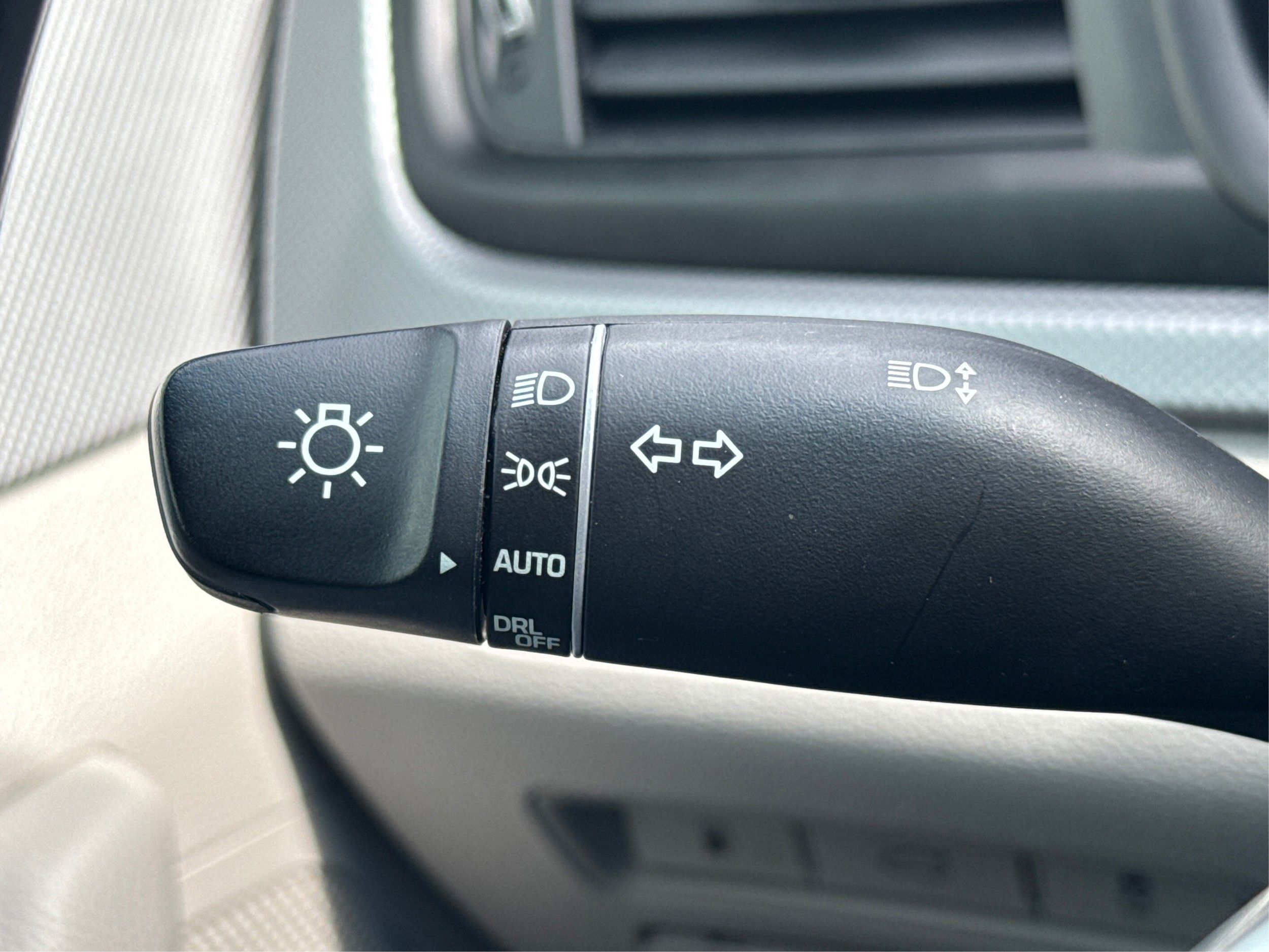 2019 Hyundai Sonata SEL photo 17