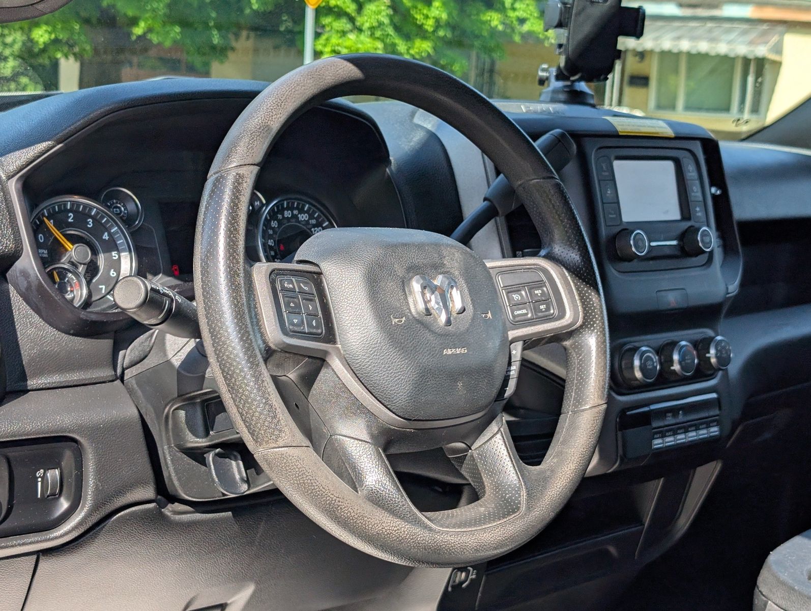 2022 Ram 4500 16' Box Truck 51