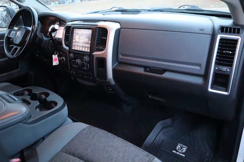 2014 Dodge Ram 3500 Photos