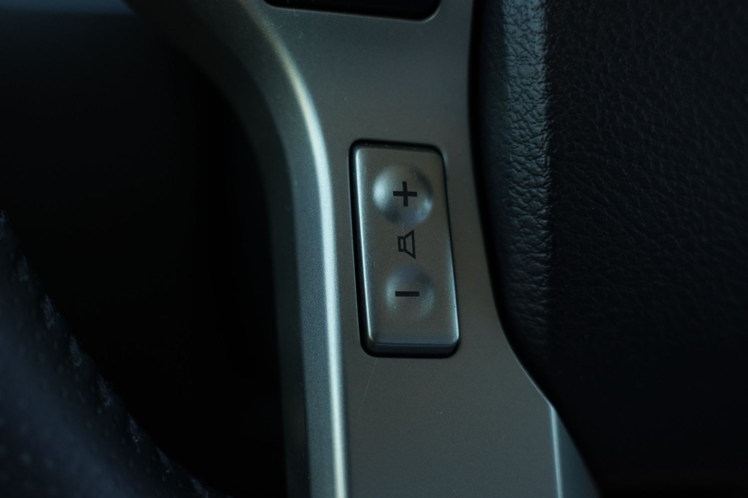 2015 Toyota 4Runner Limited photo 19