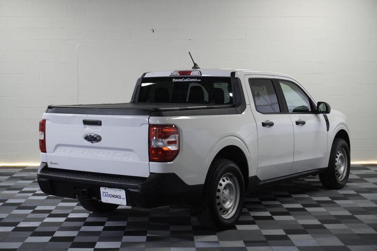 2022 Ford Maverick XL