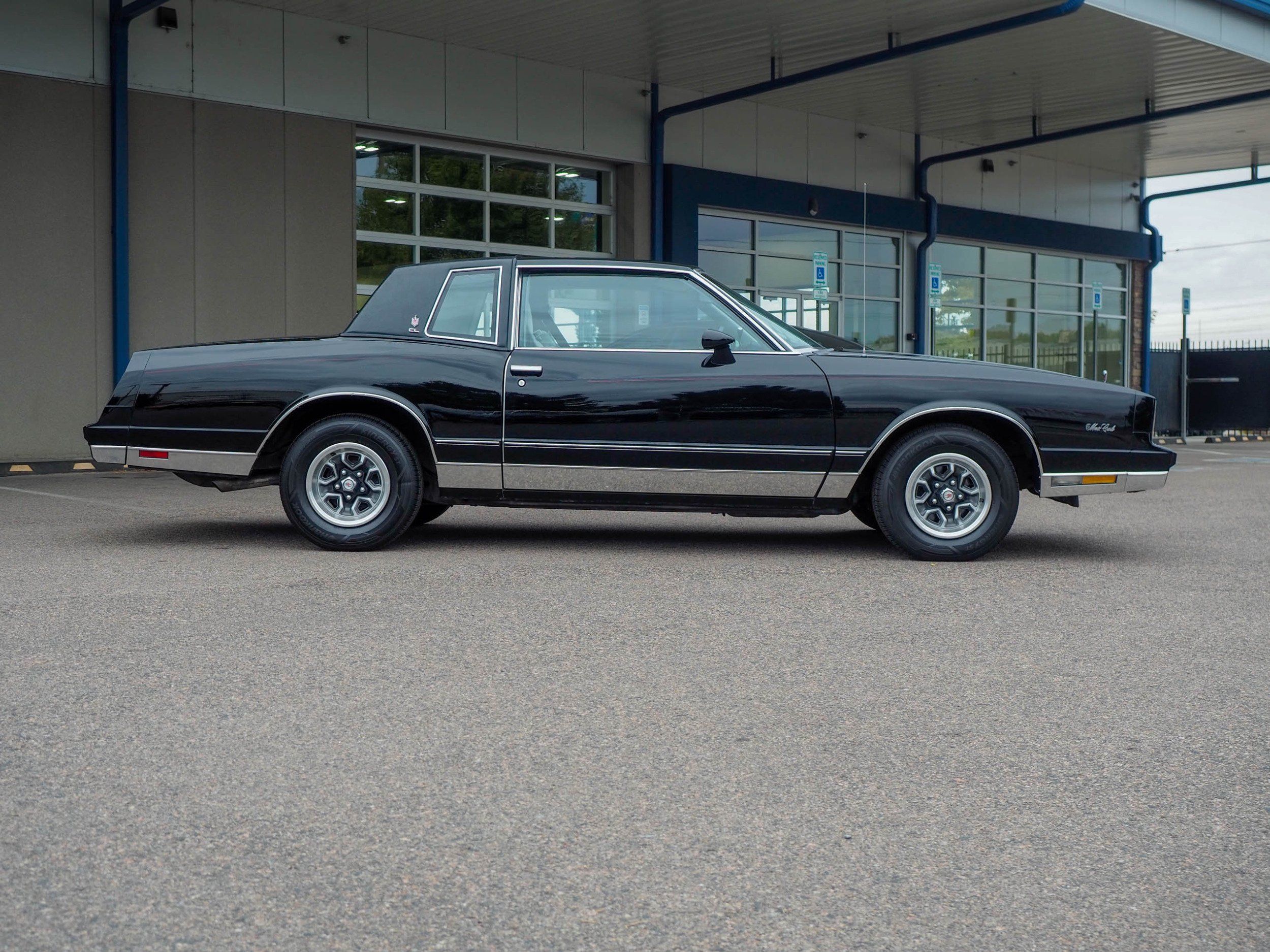 1984 Chevrolet Monte Carlo Black 