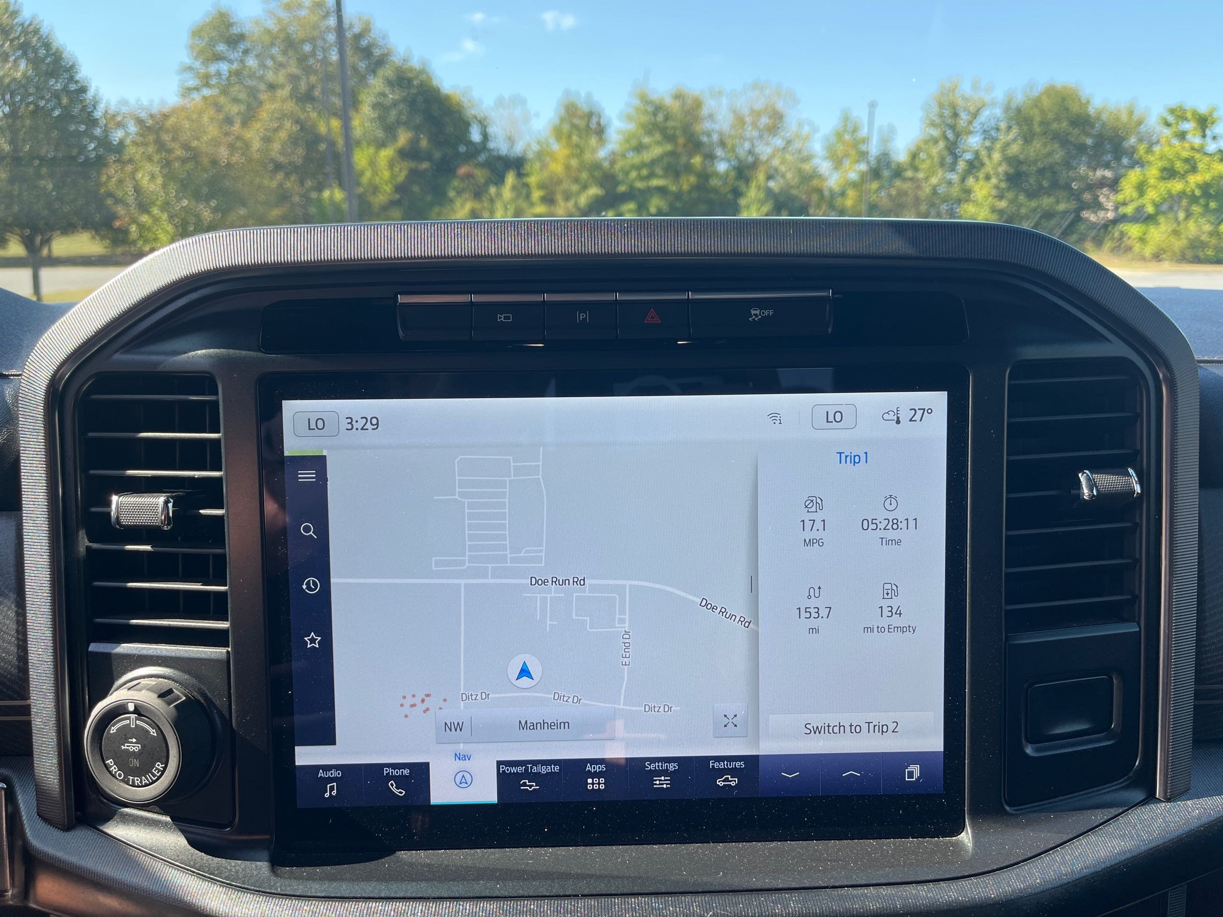 2022 Ford F-150 Platinum photo 18