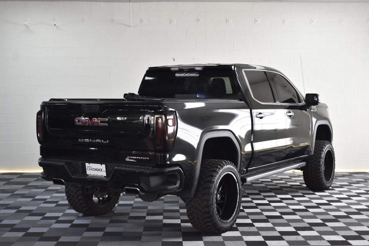 2020 GMC Sierra 1500 4WD Crew Cab Short Box Denali