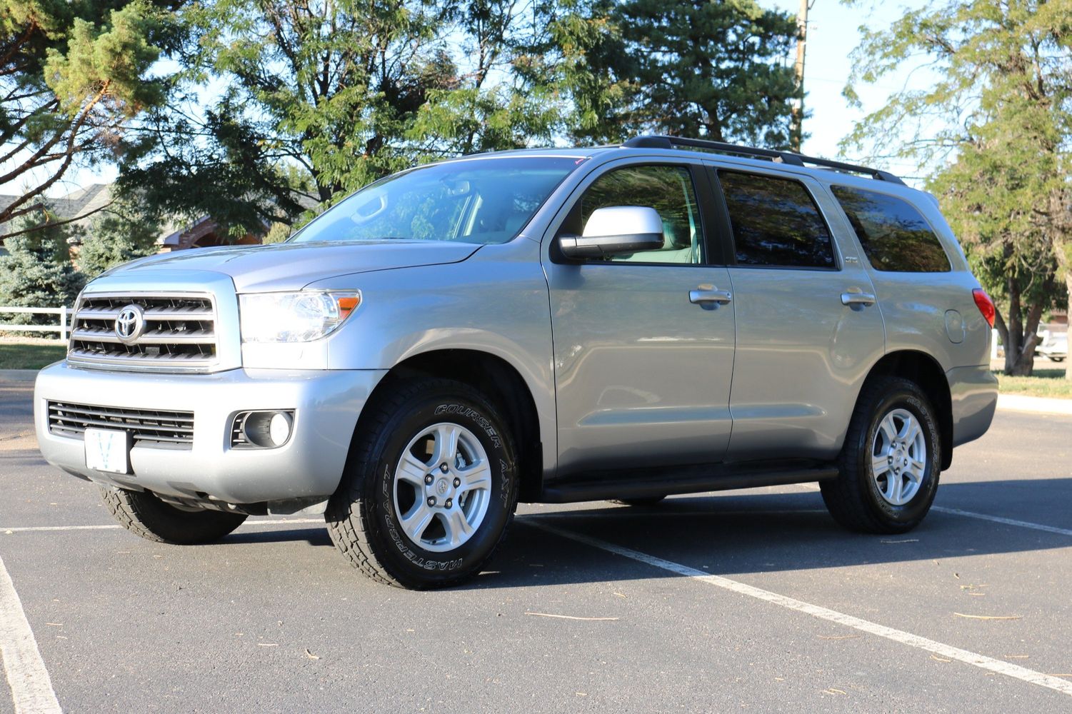 Toyota sequoia sr5