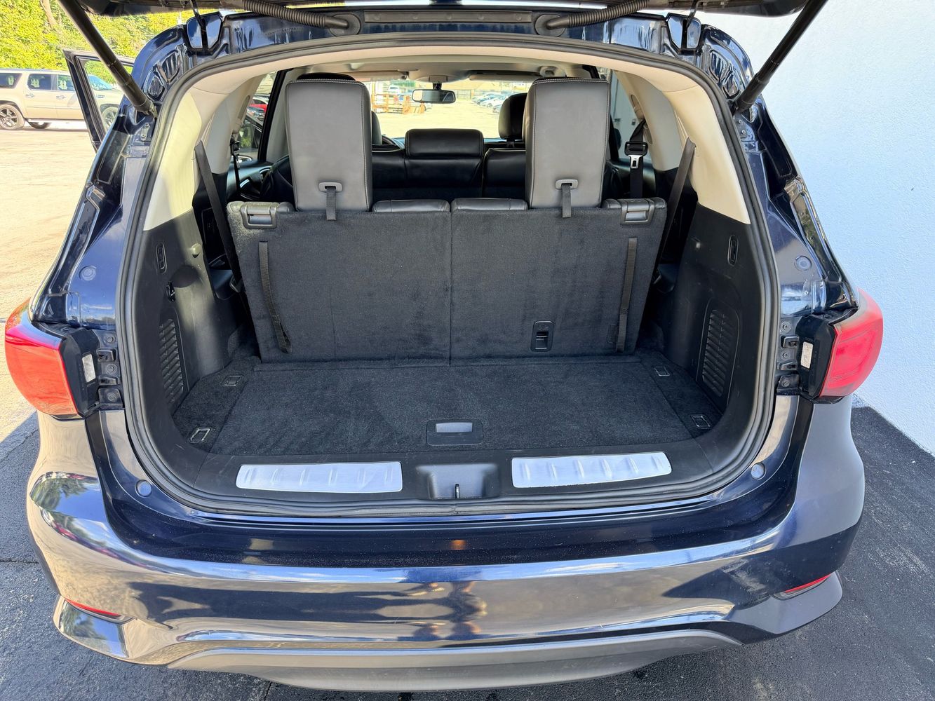 2018 Infiniti QX60 Base photo 17