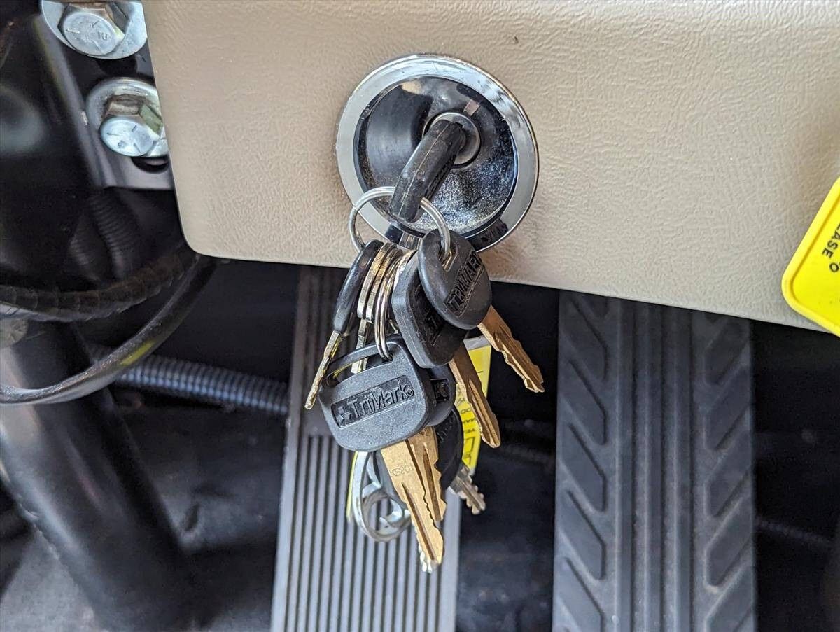 2019 Jayco Embark 38