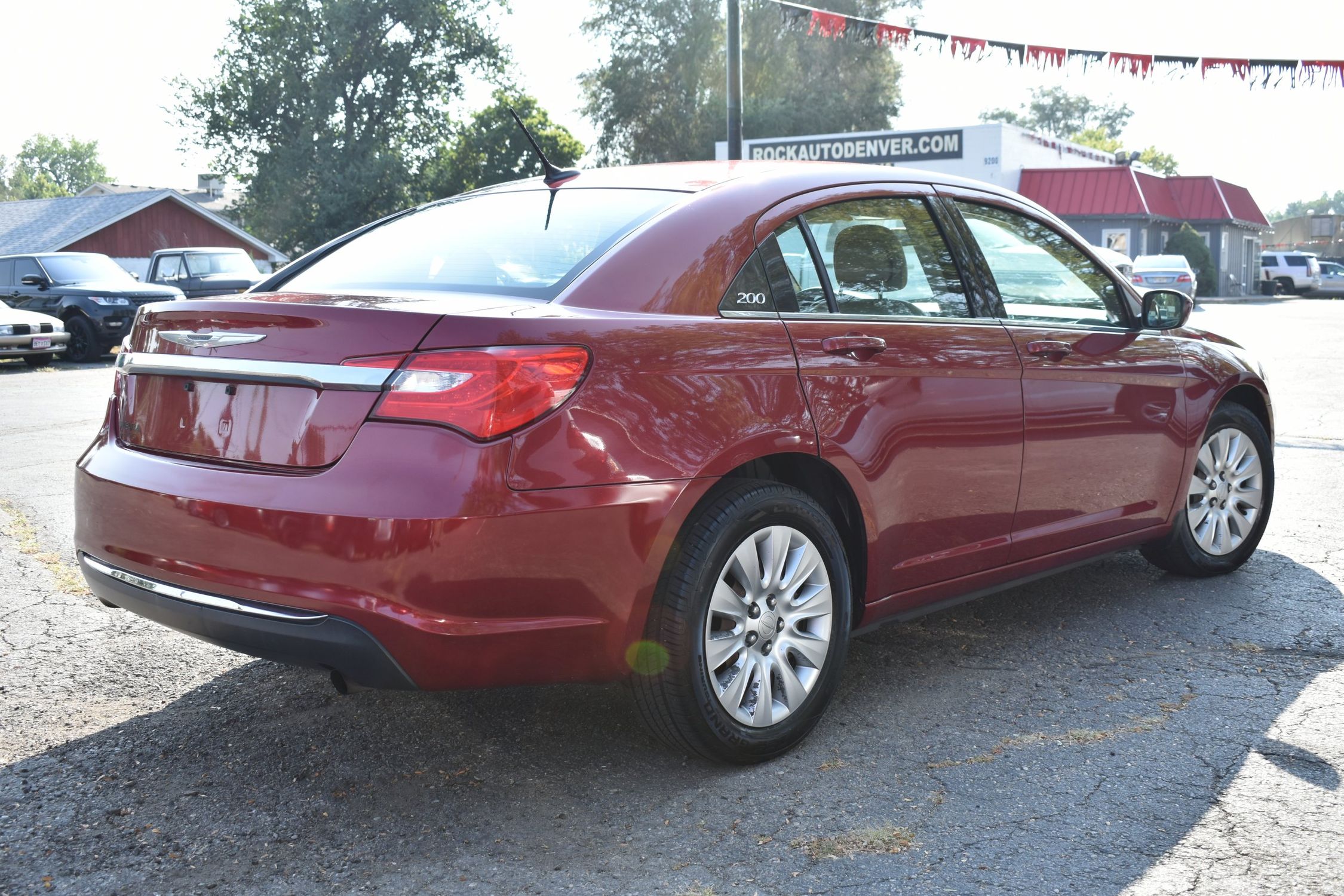 2014 Chrysler 200 LX photo 2