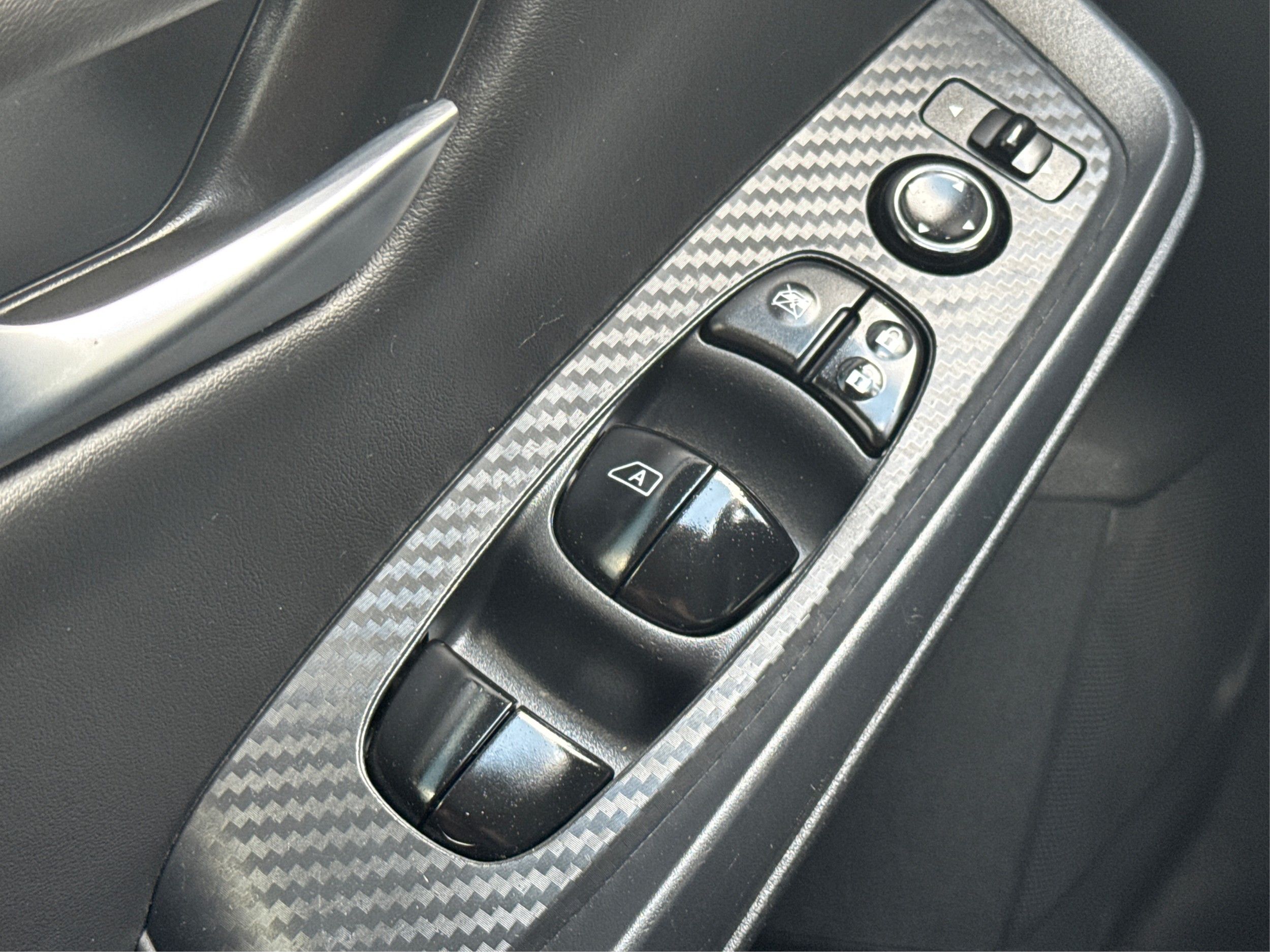 2024 Nissan Sentra SV photo 34