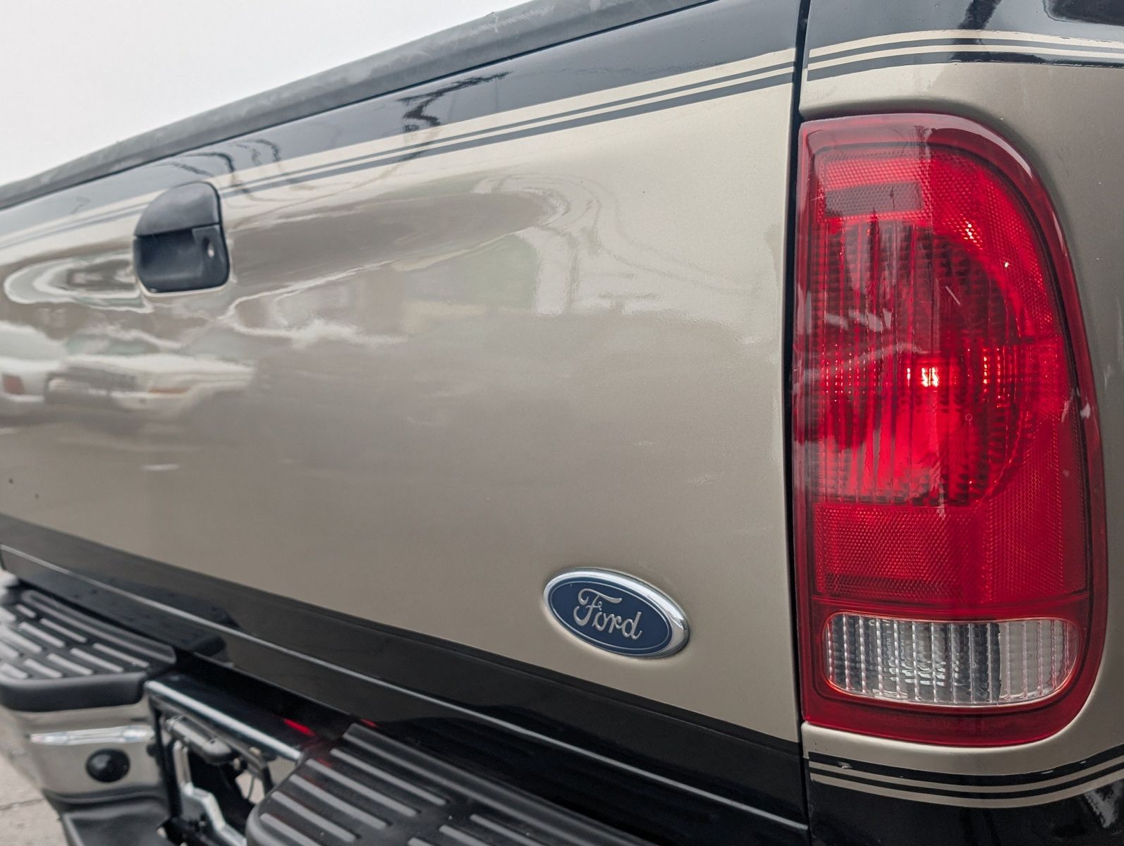 2004 Ford F-350 Super Duty 94