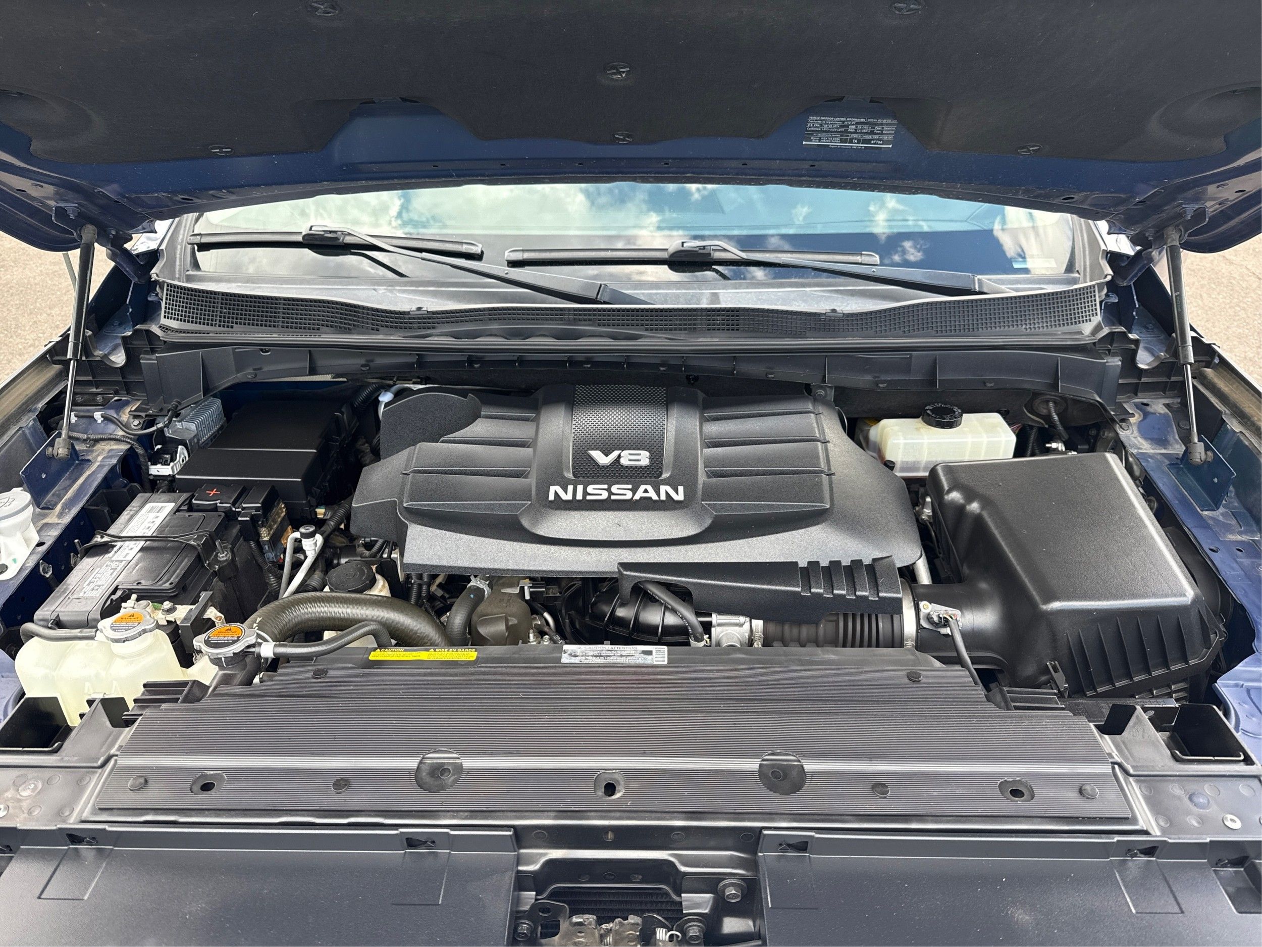 2018 Nissan Titan SV photo 24