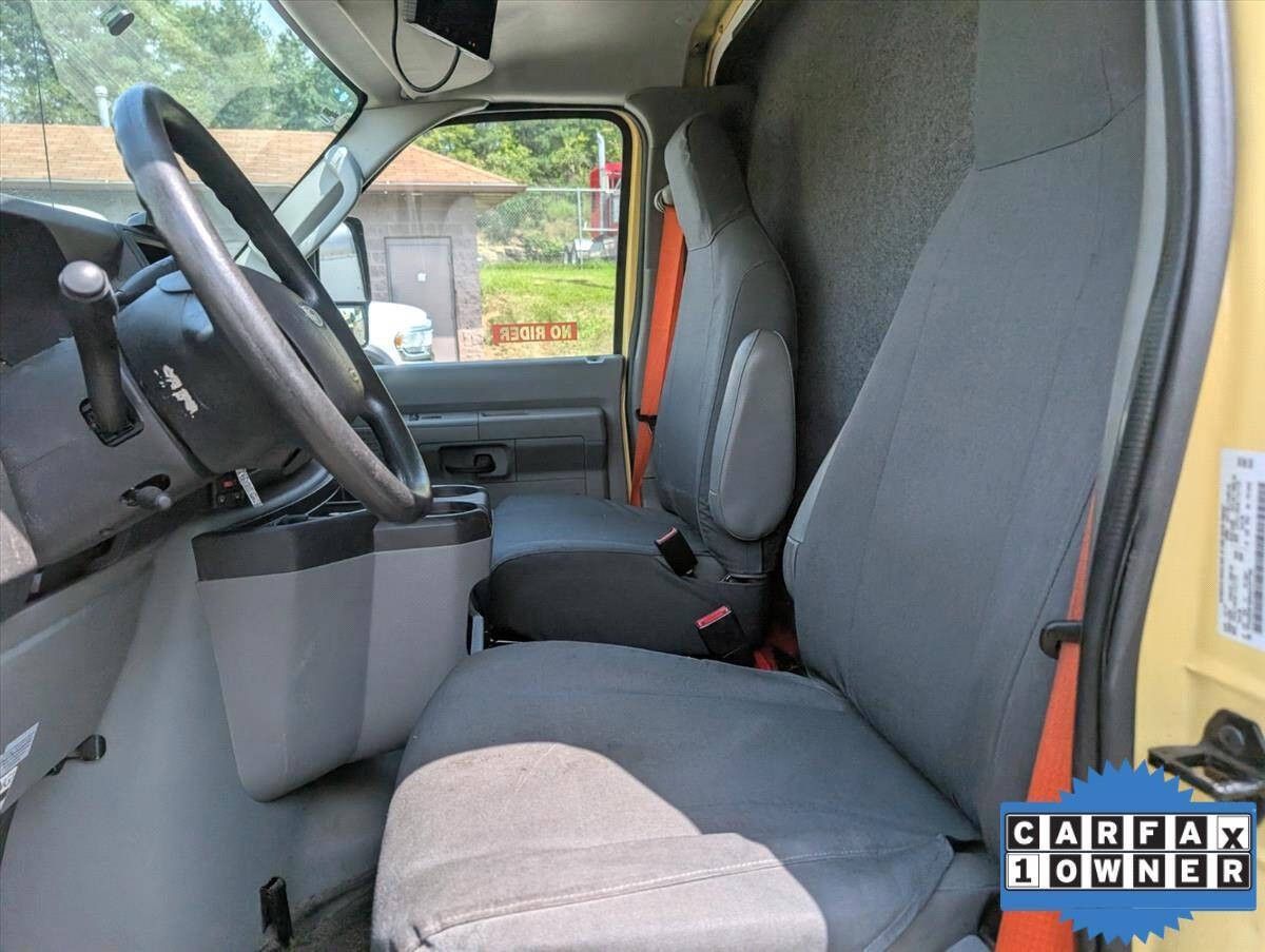 2019 Ford E-Series Chassis 35