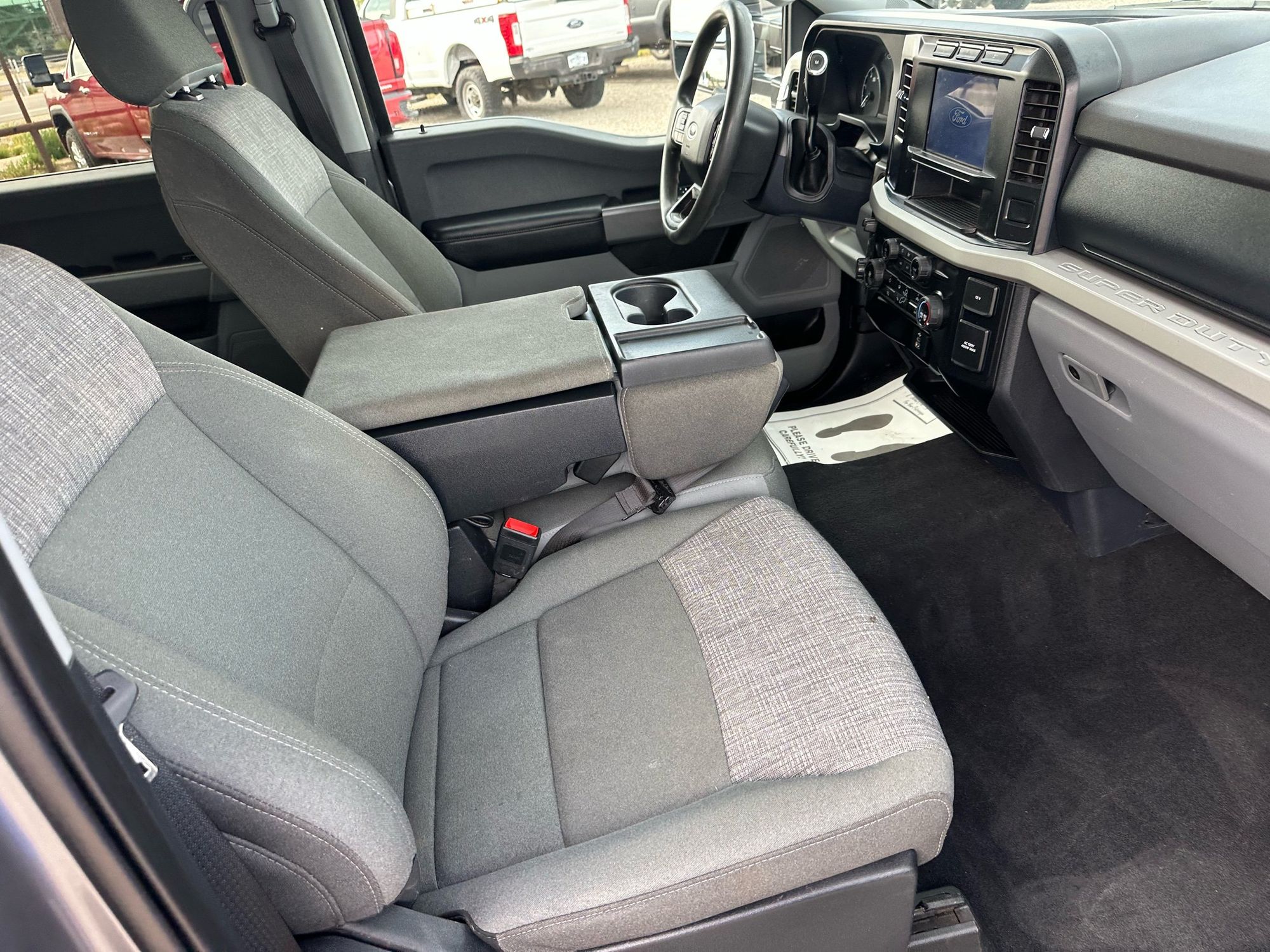2024 Ford F-350 XLT photo 16