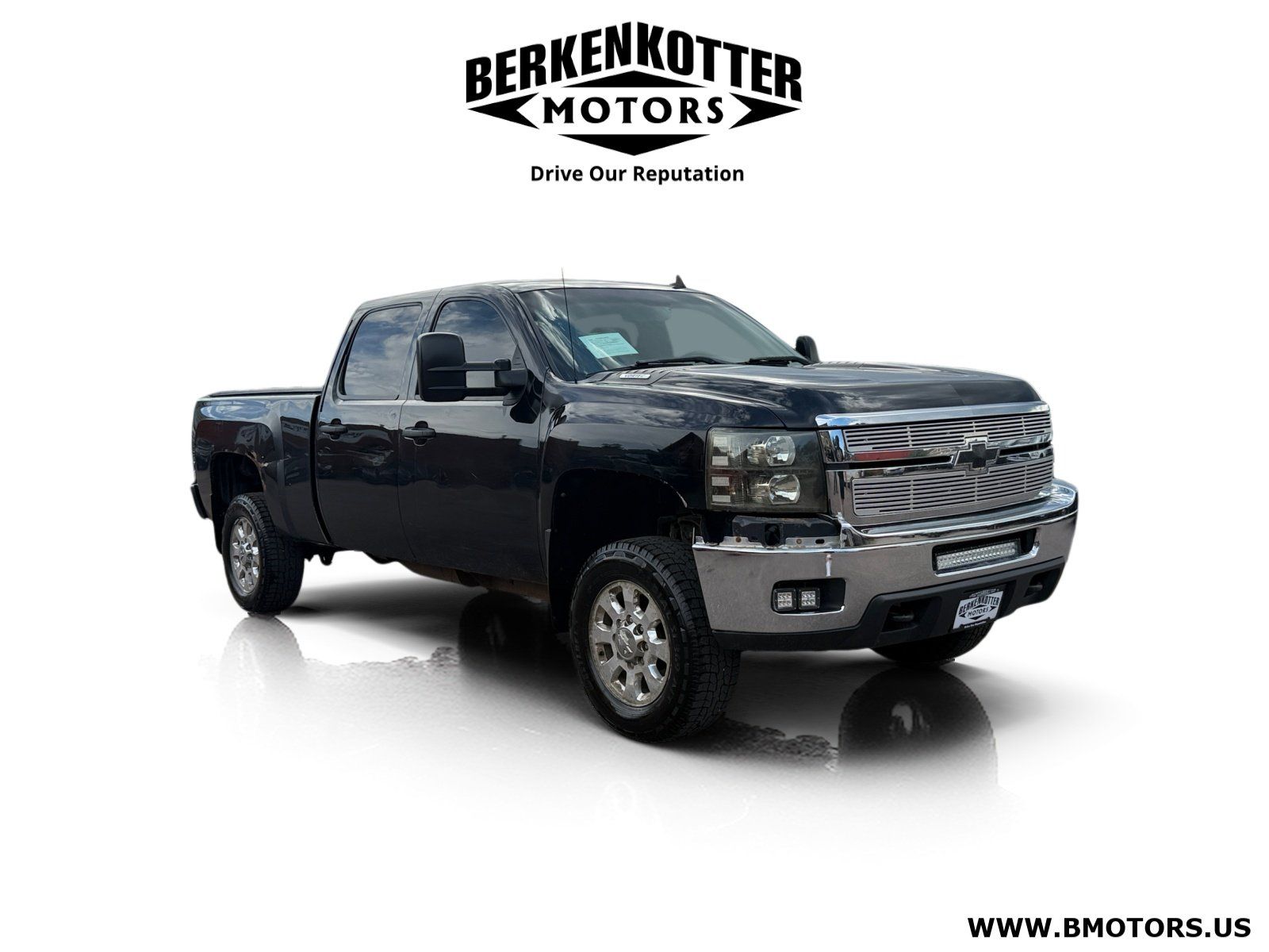 2012 Chevrolet Silverado HD 1LT 4WD Crew Cab SWB's photo
