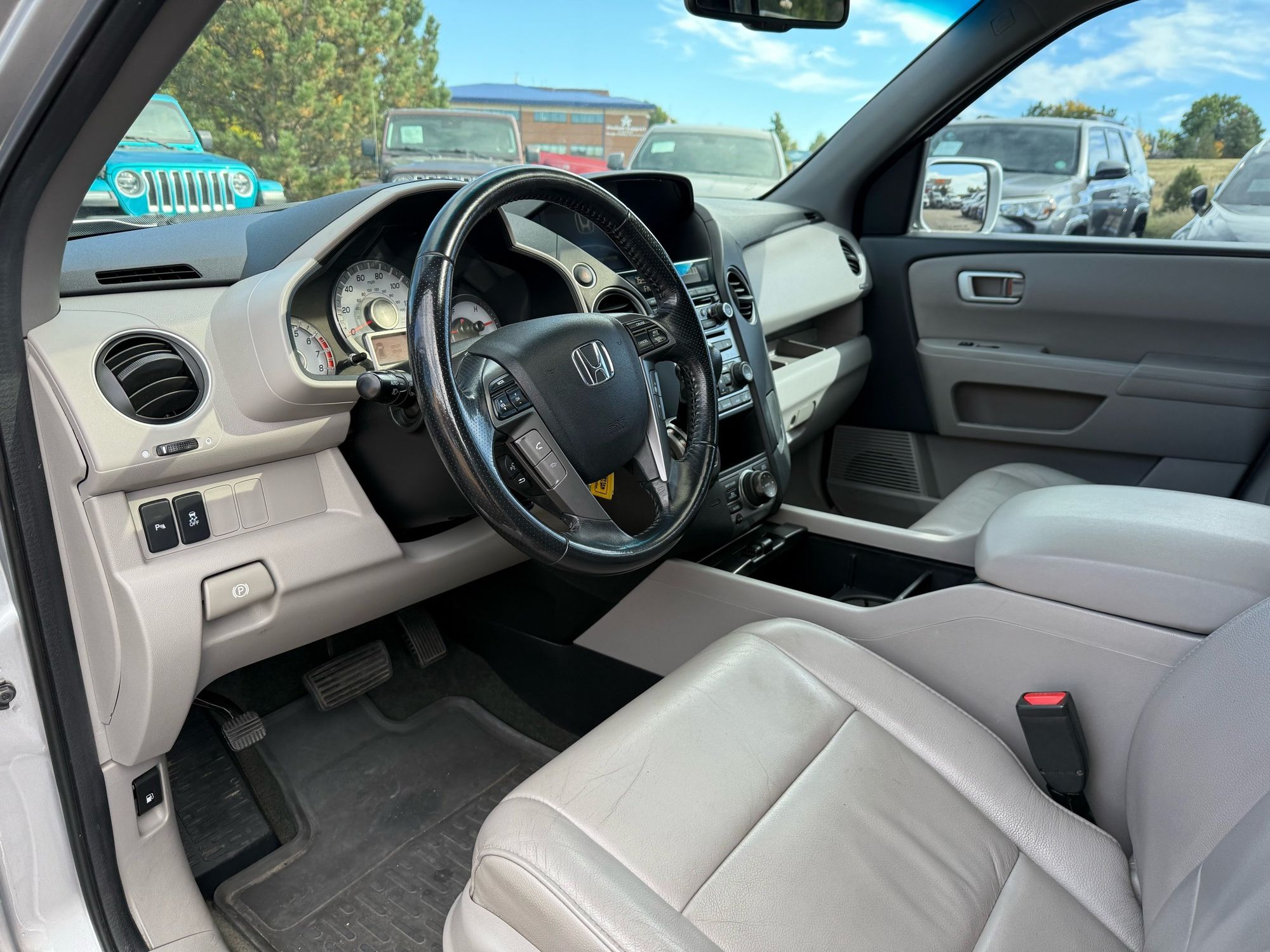 2014 Honda Pilot Touring photo 13