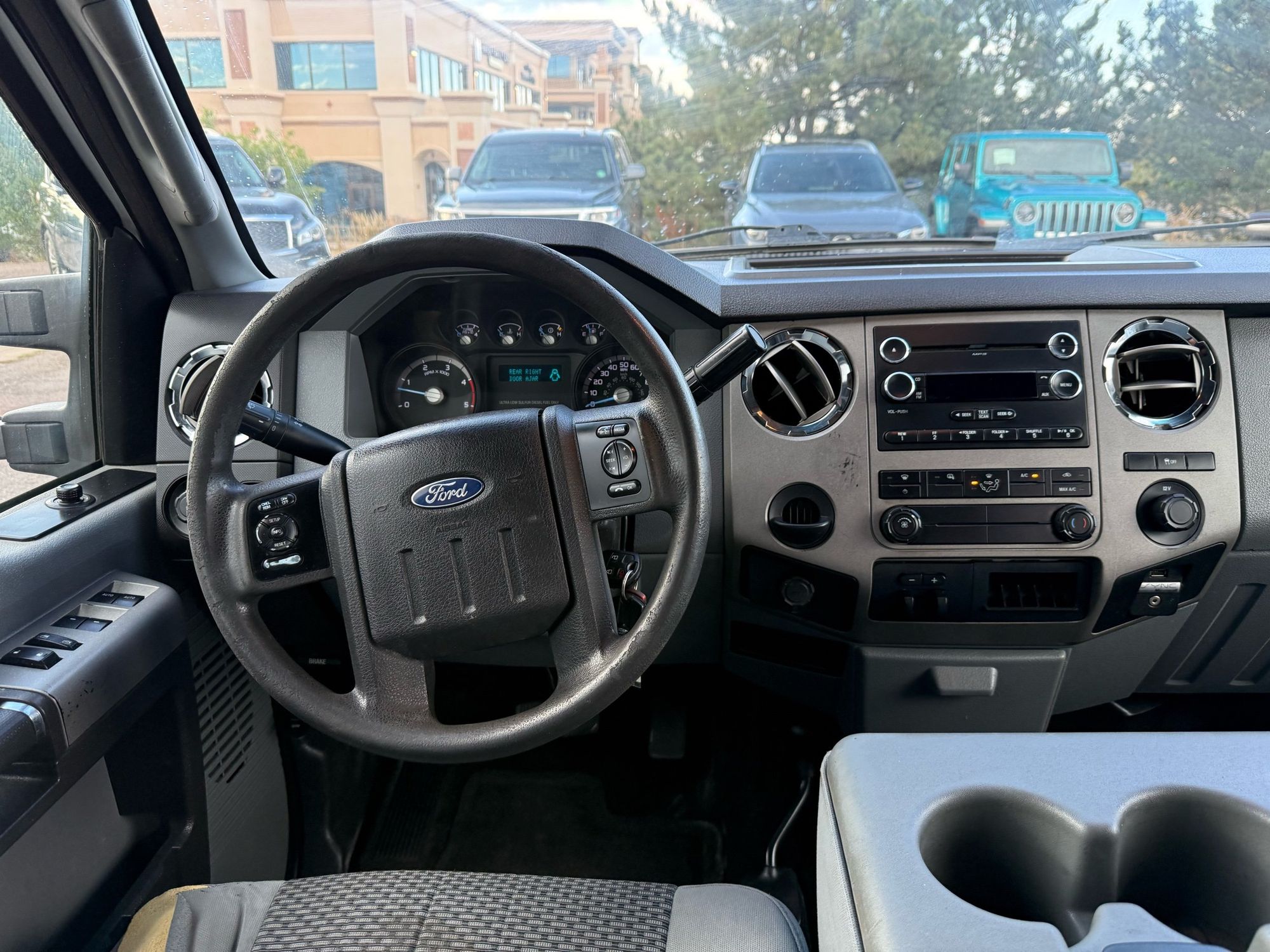 2014 Ford F-350 XLT photo 18