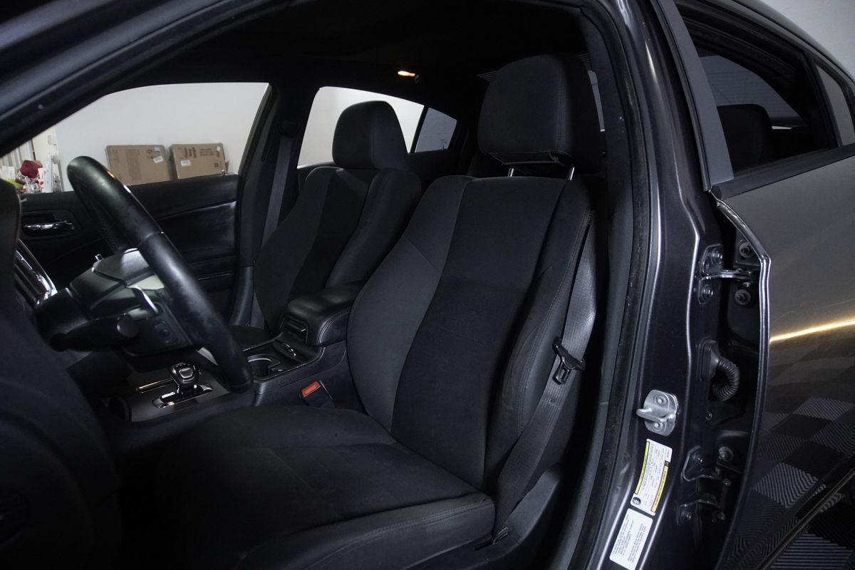 2013 Dodge Charger SXT