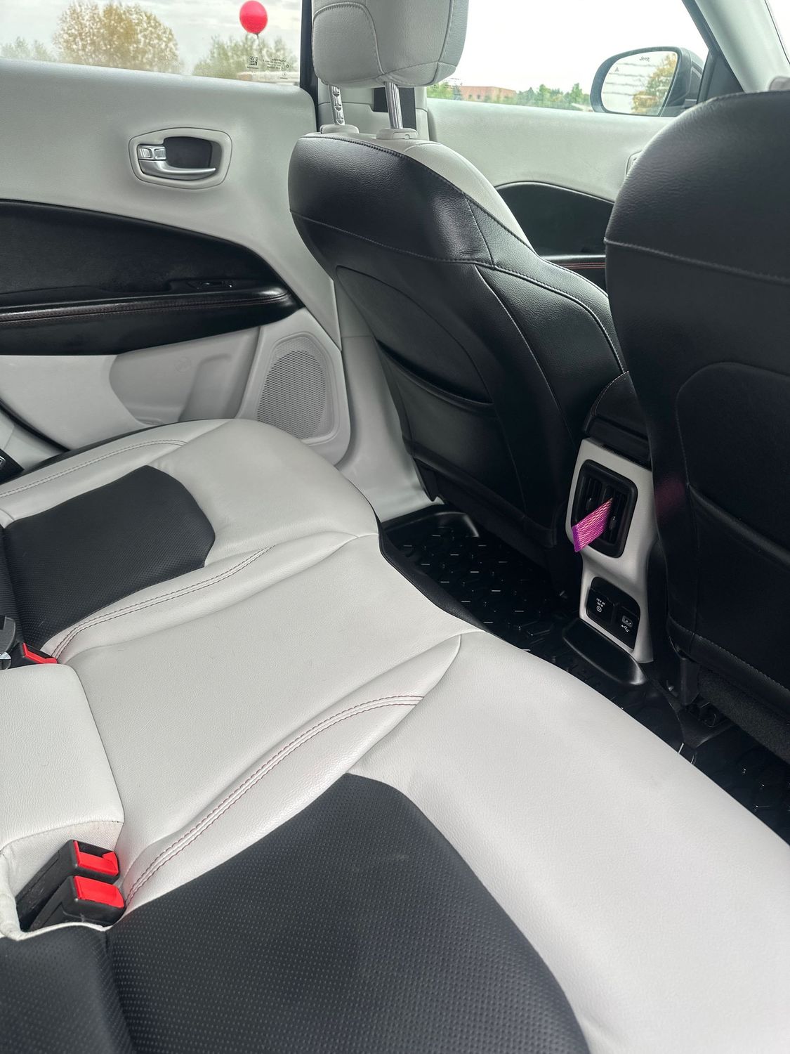 2018 Jeep Compass Limited photo 3