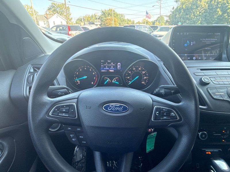 2017 Ford Escape S photo 20