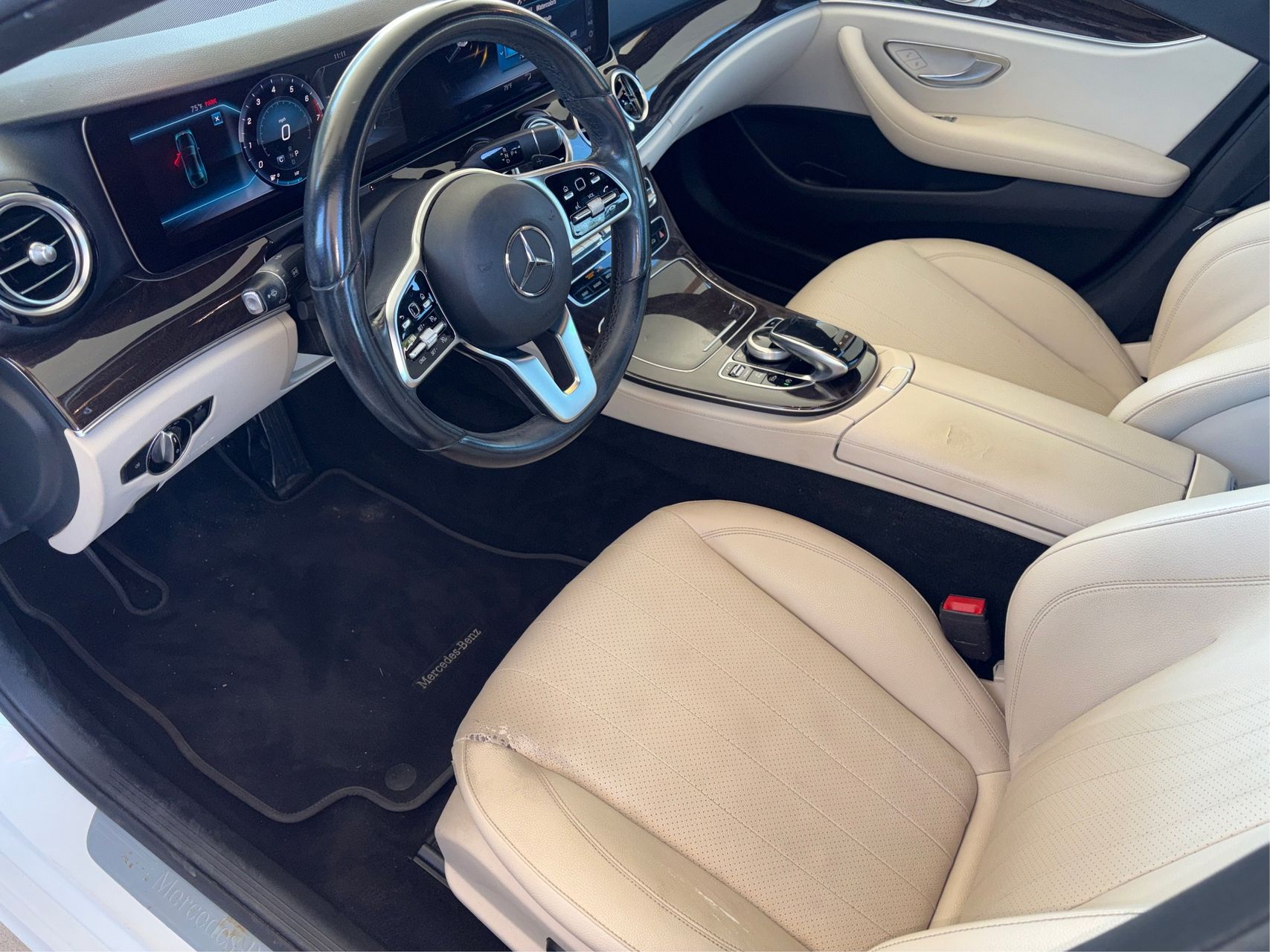 Mercedes-Benz e photo 9