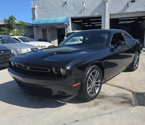 2019 Dodge Challenger SXT