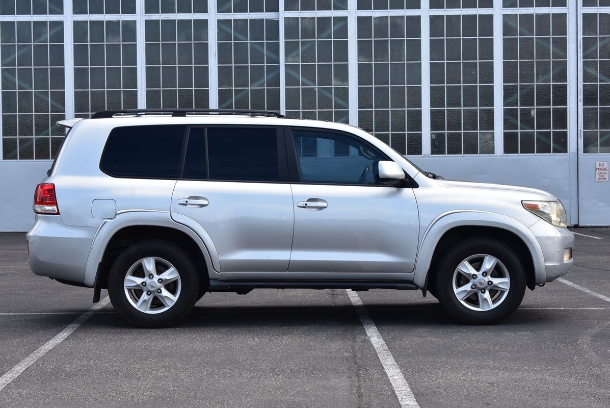 2009 Toyota Land Cruiser Base