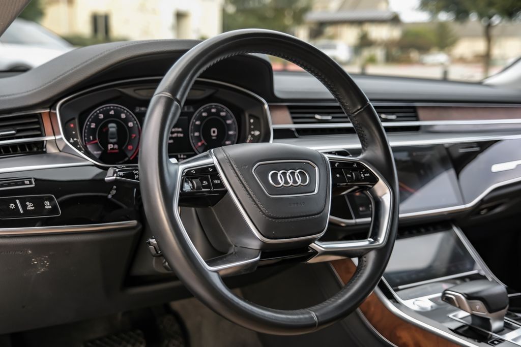 2019 Audi A8 L 55 photo 13