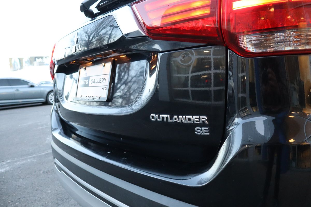 2019 Mitsubishi Outlander SE