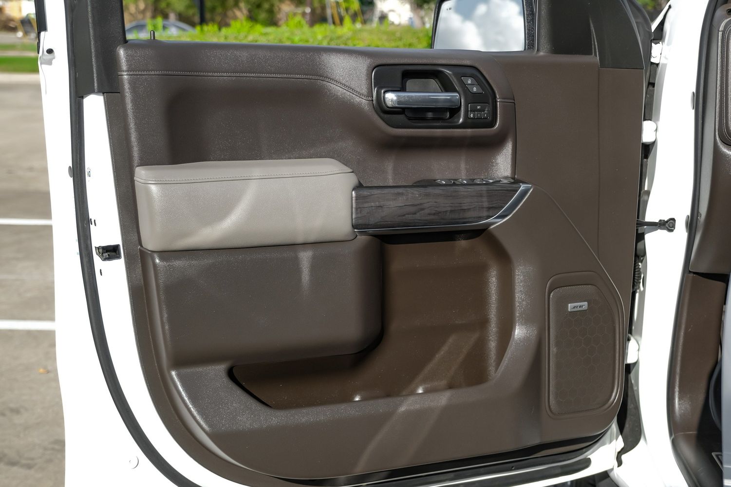 2019 Chevrolet Silverado LTZ photo 30