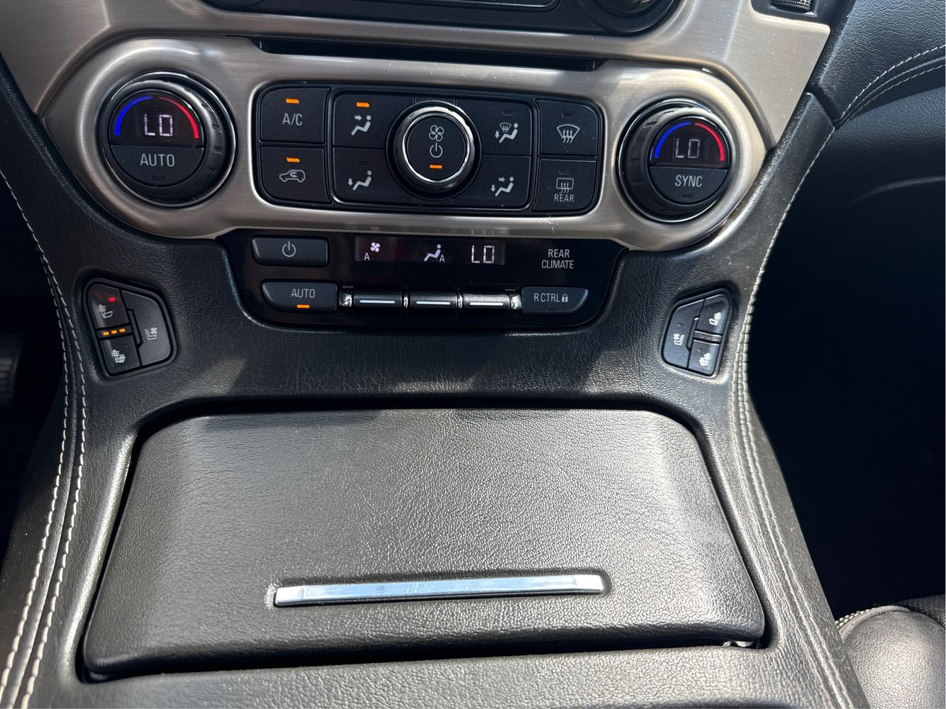2018 Gmc Yukon XL Denali photo 19