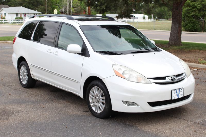 2008 Toyota Sienna XLE Limited | Victory Motors Of Colorado