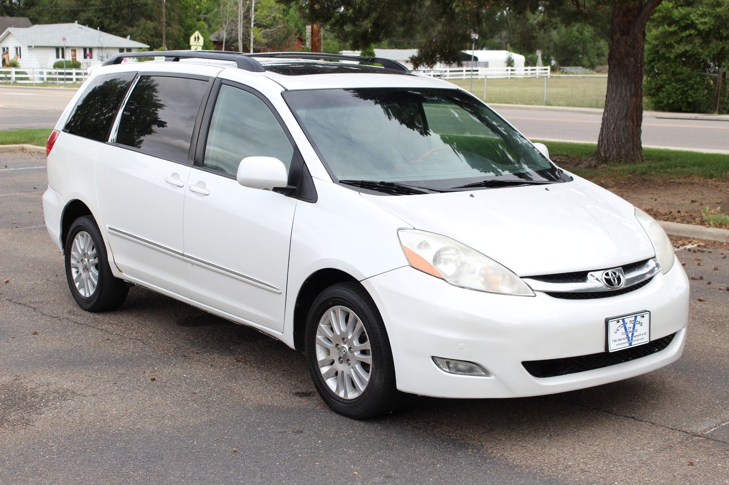 2008 Toyota Sienna XLE Limited | Victory Motors of Colorado