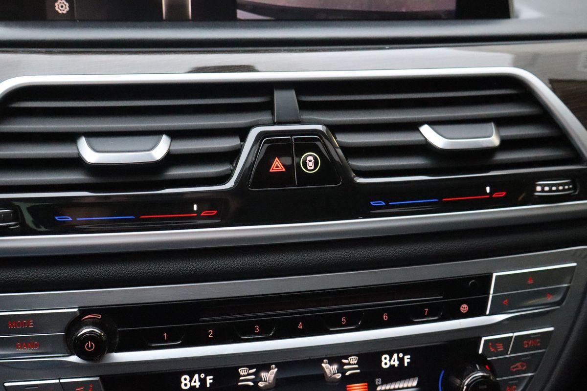 2019 BMW 740i xDrive