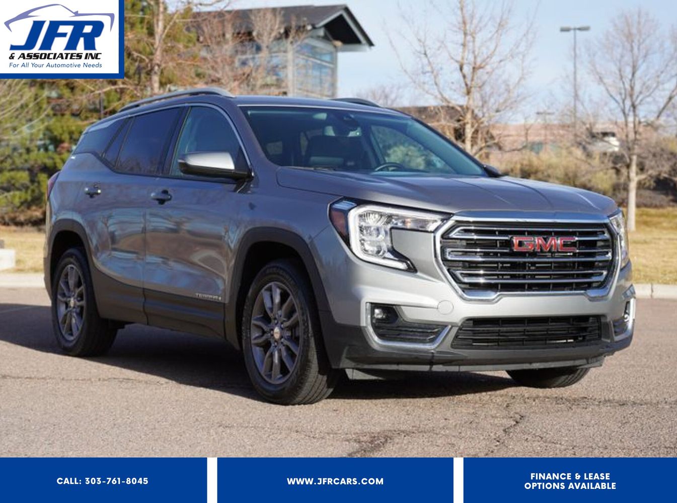 2024 GMC Terrain SLT's photo