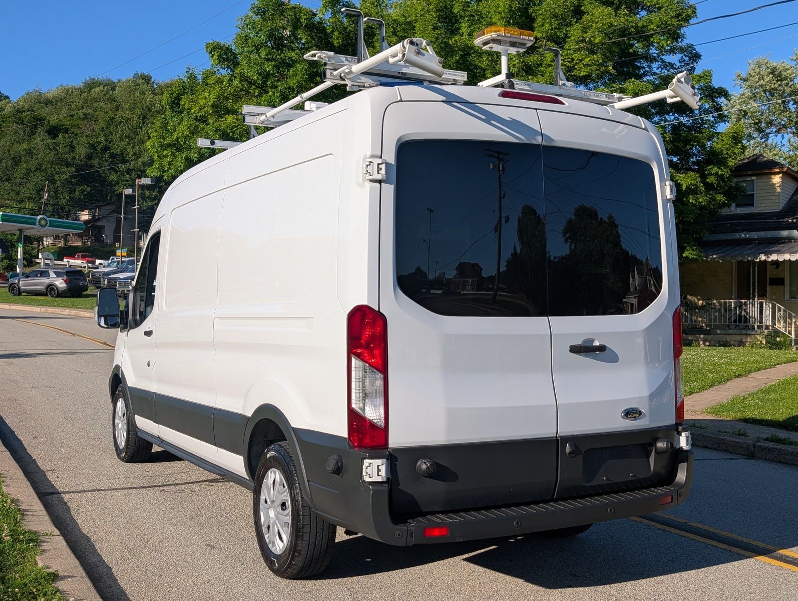 2017 Ford Transit-250 7