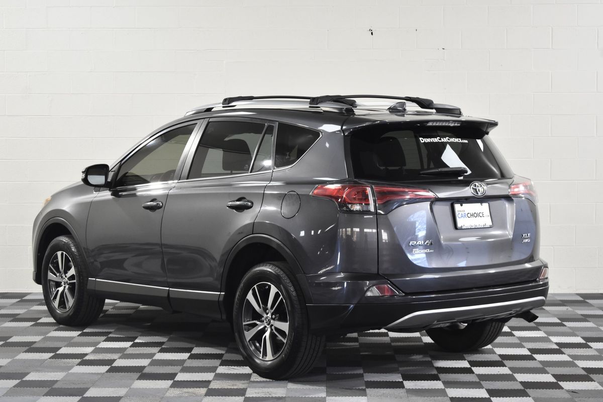 2018 Toyota RAV4 XLE