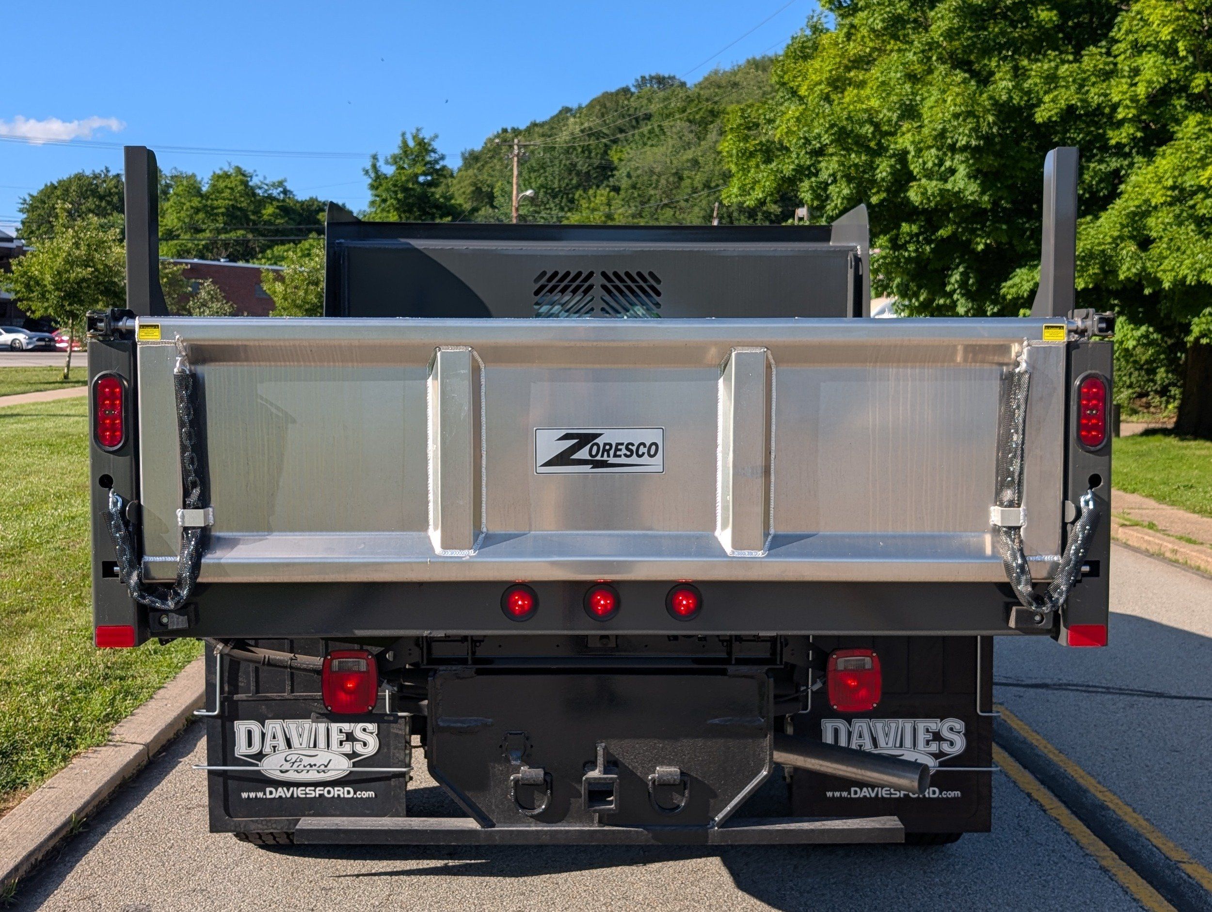 2025 Ford F-600 Super Duty Chassis Cab XL - Photo 7