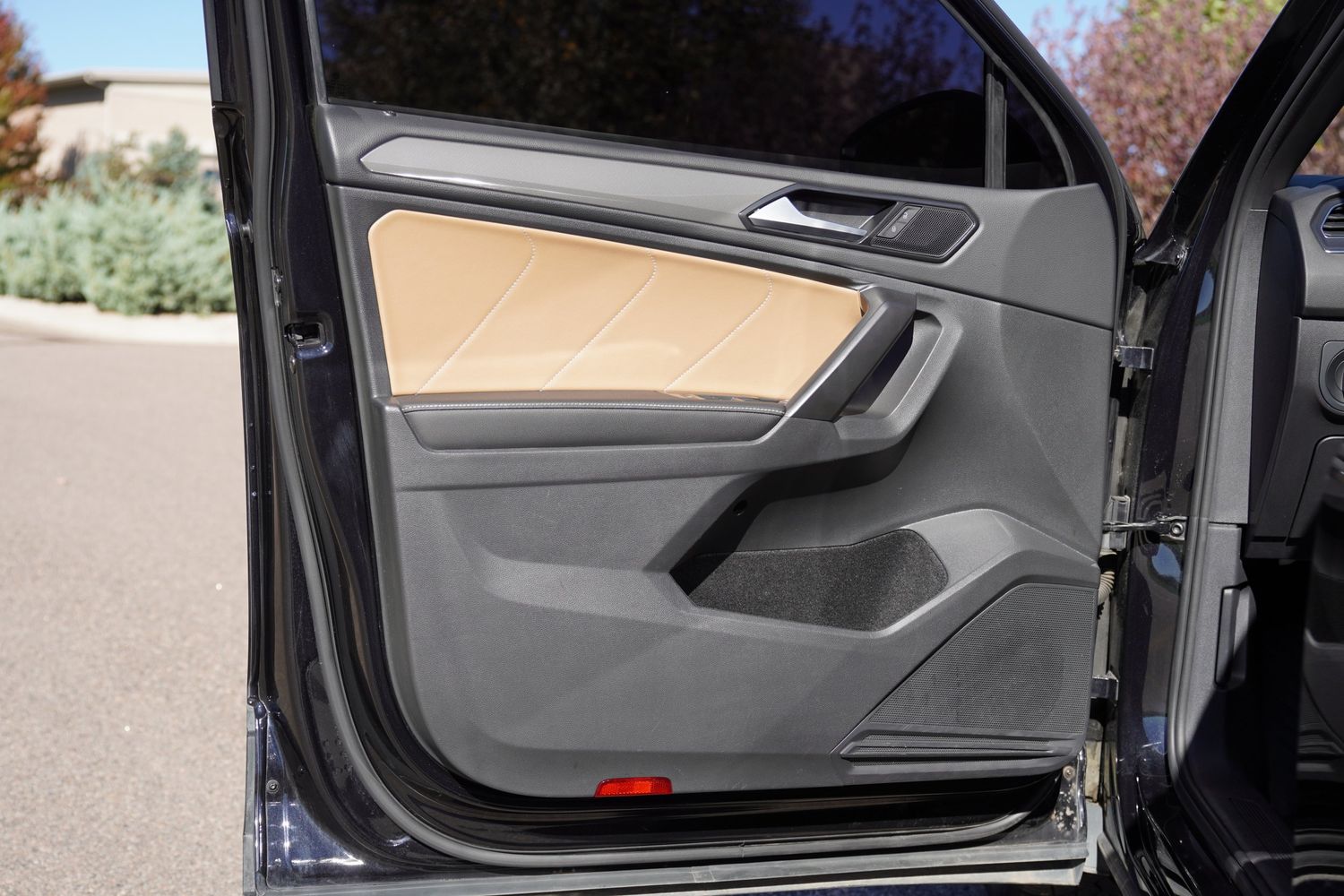 2022 Volkswagen Tiguan SE photo 7