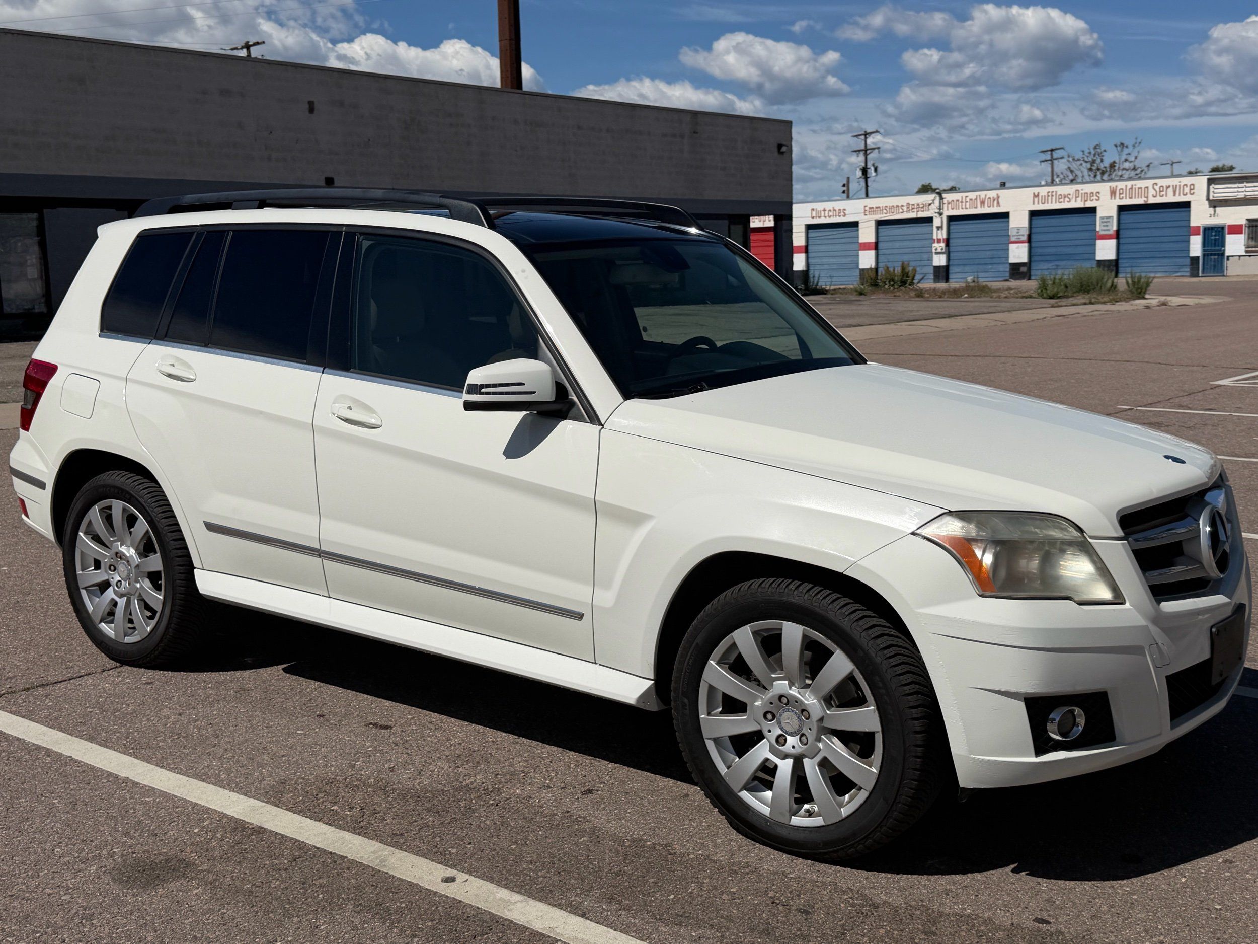 2010 Mercedes-Benz GLK-Class GLK350 4WD's photo