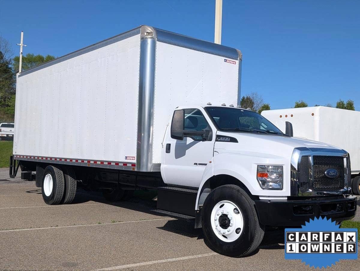 2021 Ford F-650 Super Duty 1