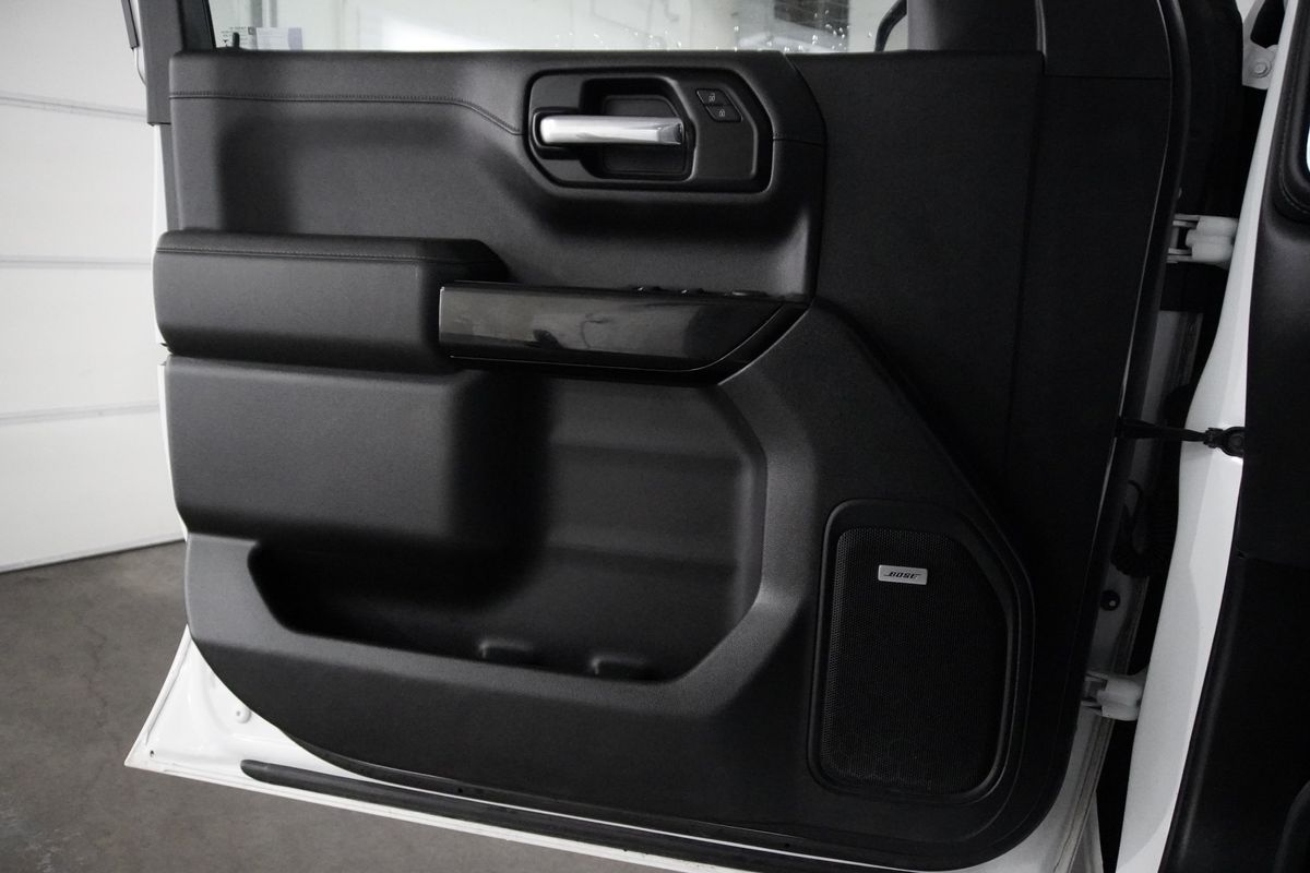 2021 Chevrolet Silverado 1500 4WD Crew Cab Short Bed RST