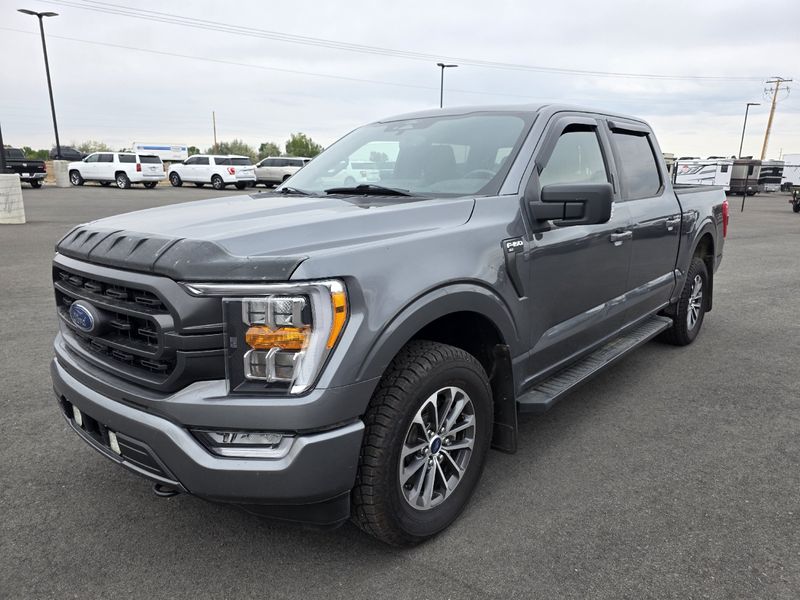 2022 Ford F-150 XLT's photo