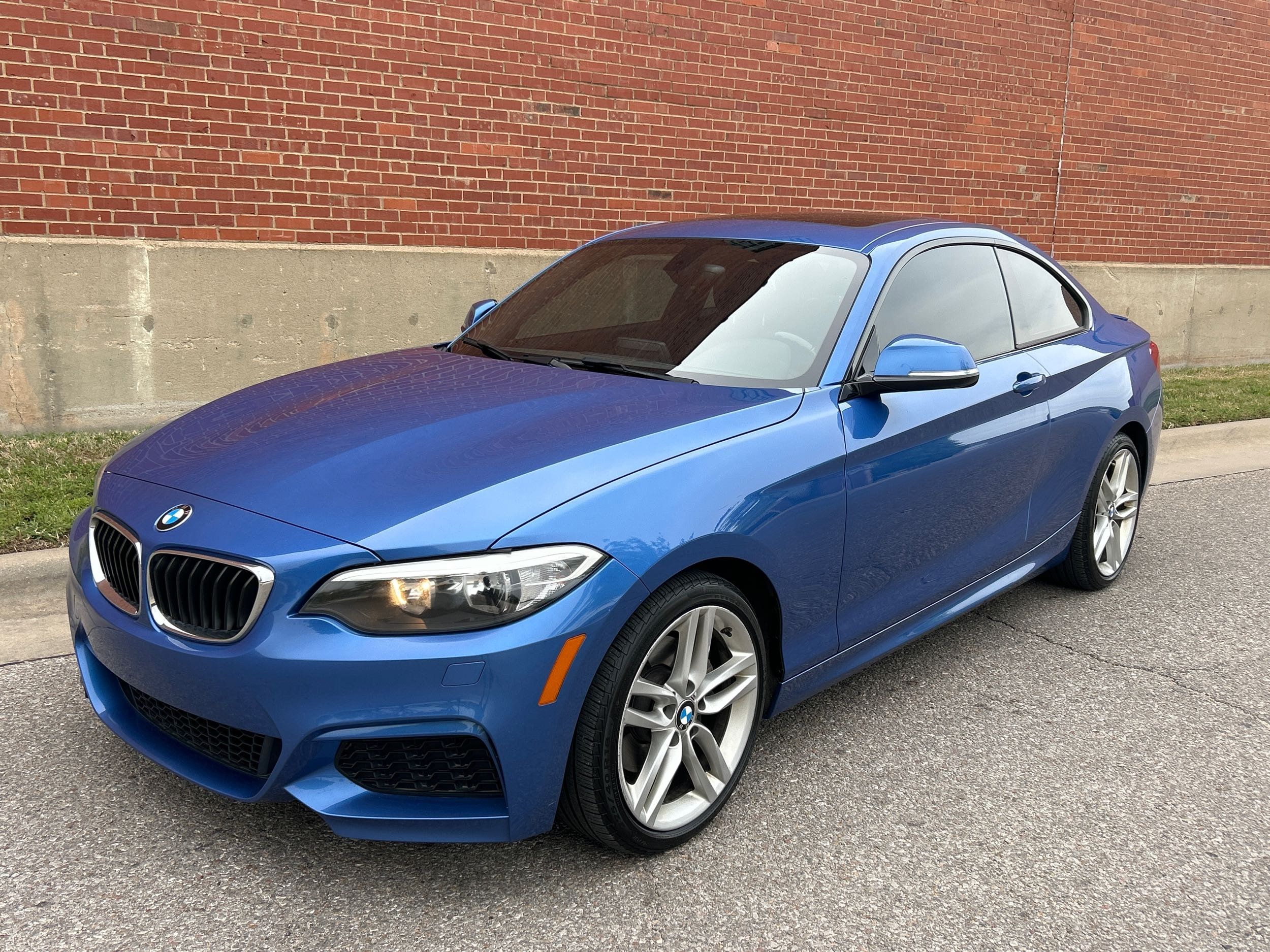 2015 BMW 2 Series 228i xDrive Coupe M Sport Line's photo