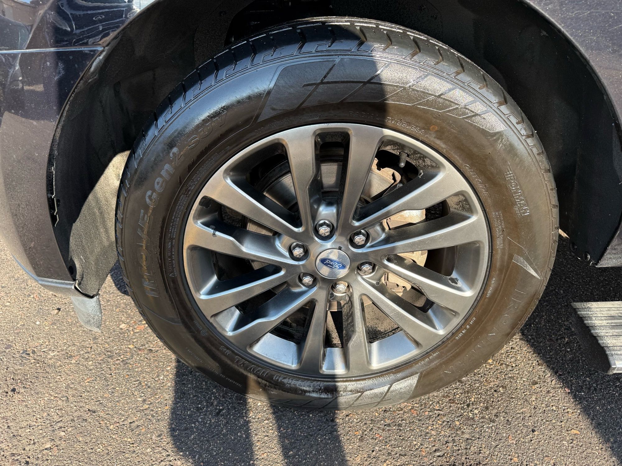 2019 Ford Expedition MAX Limited photo 9