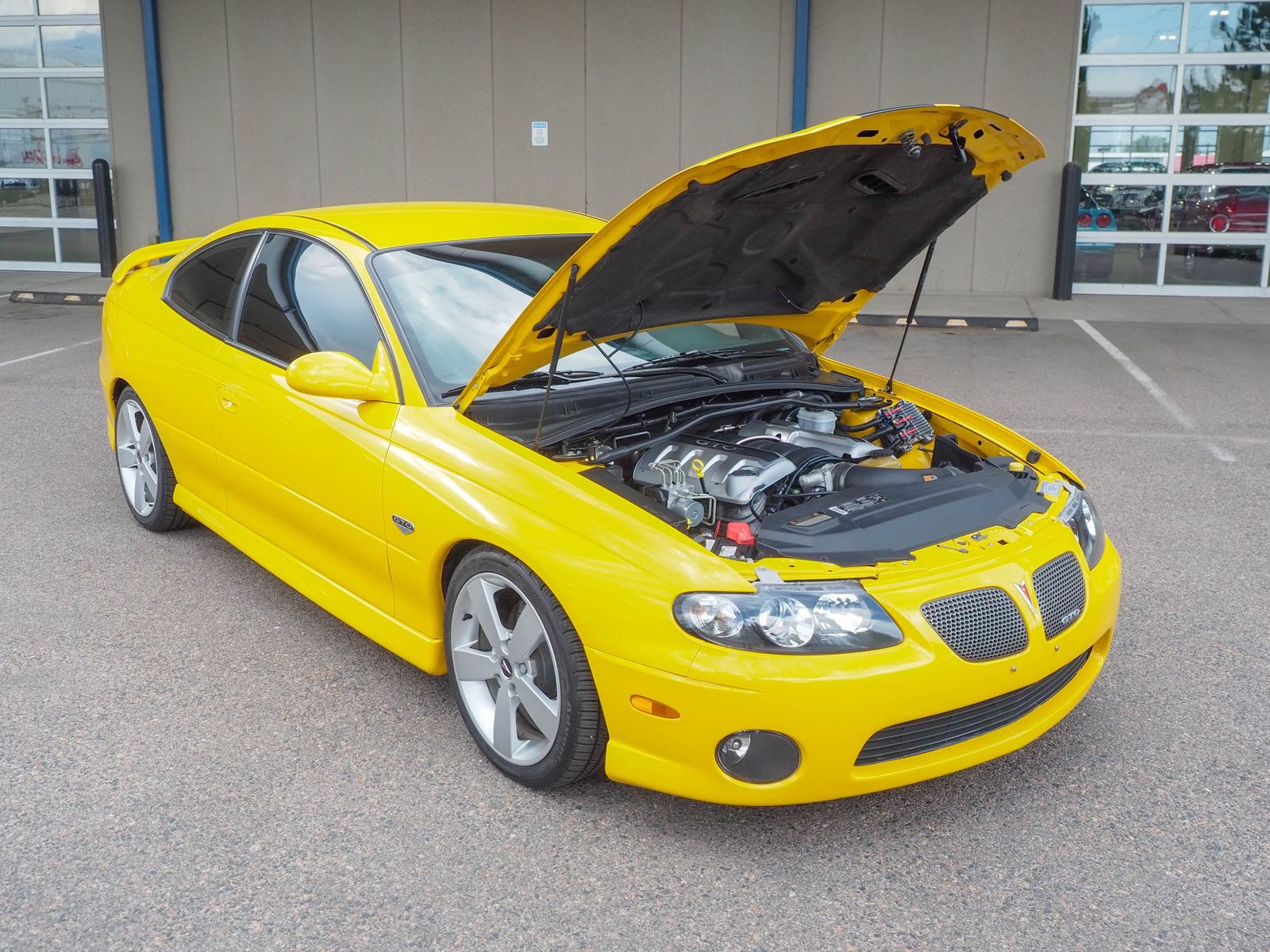 2005 Pontiac GTO 34