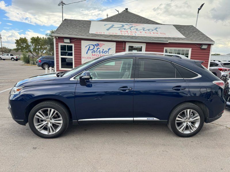 2015 Lexus RX 450h photo 2